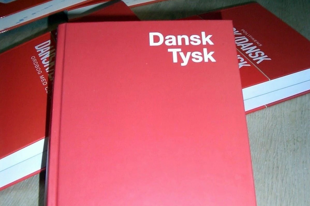 Nu med oversættelse